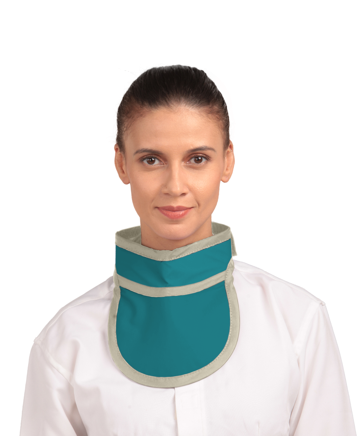 Frontal view of a female model wearing an ocean green thyroid collar “Slim” lined with beige color around the outer edges.